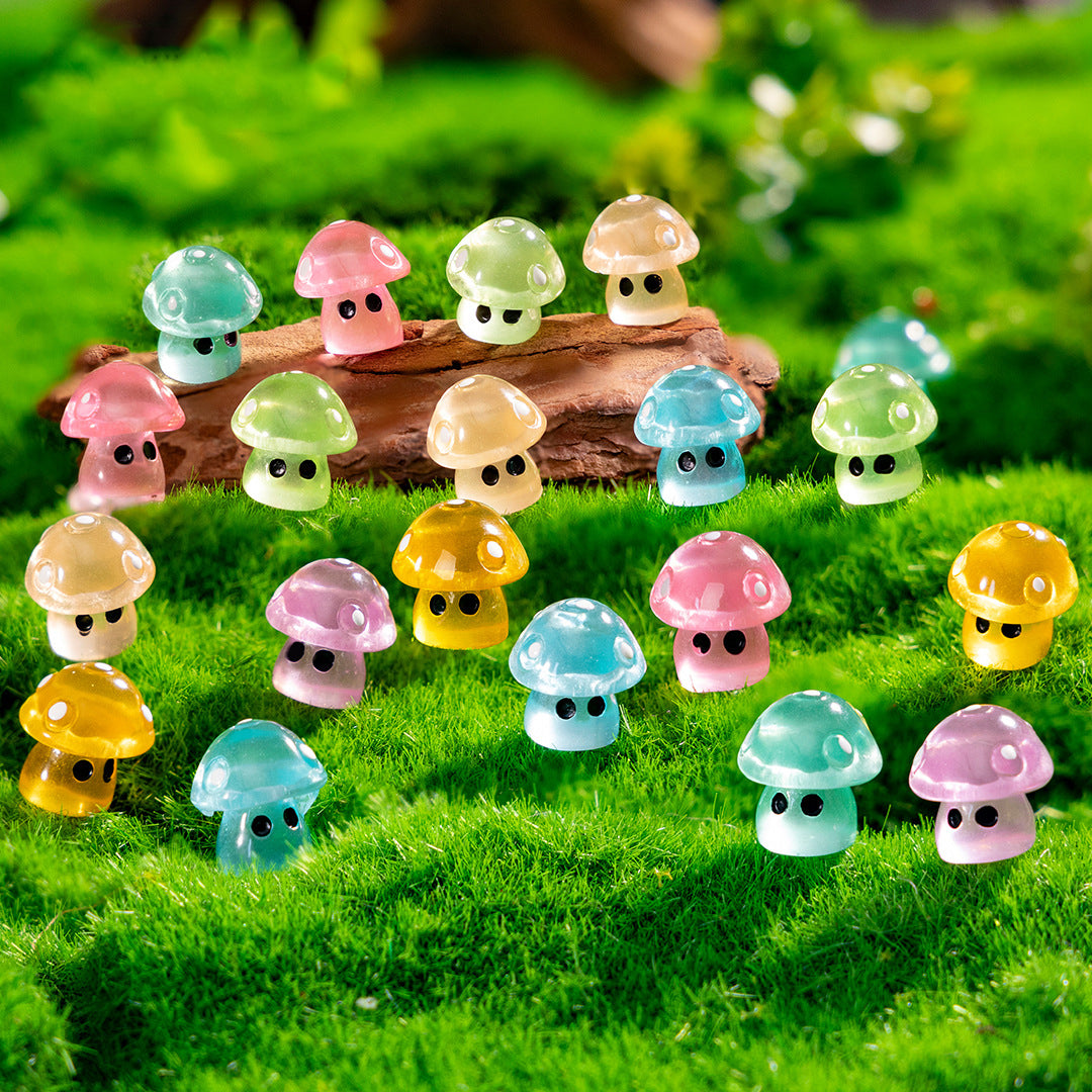 7Pcs Mini Glitter Mushroom Figurines – Resin Ornaments for Fairy Garden, Succulent Pots & DIY Decor