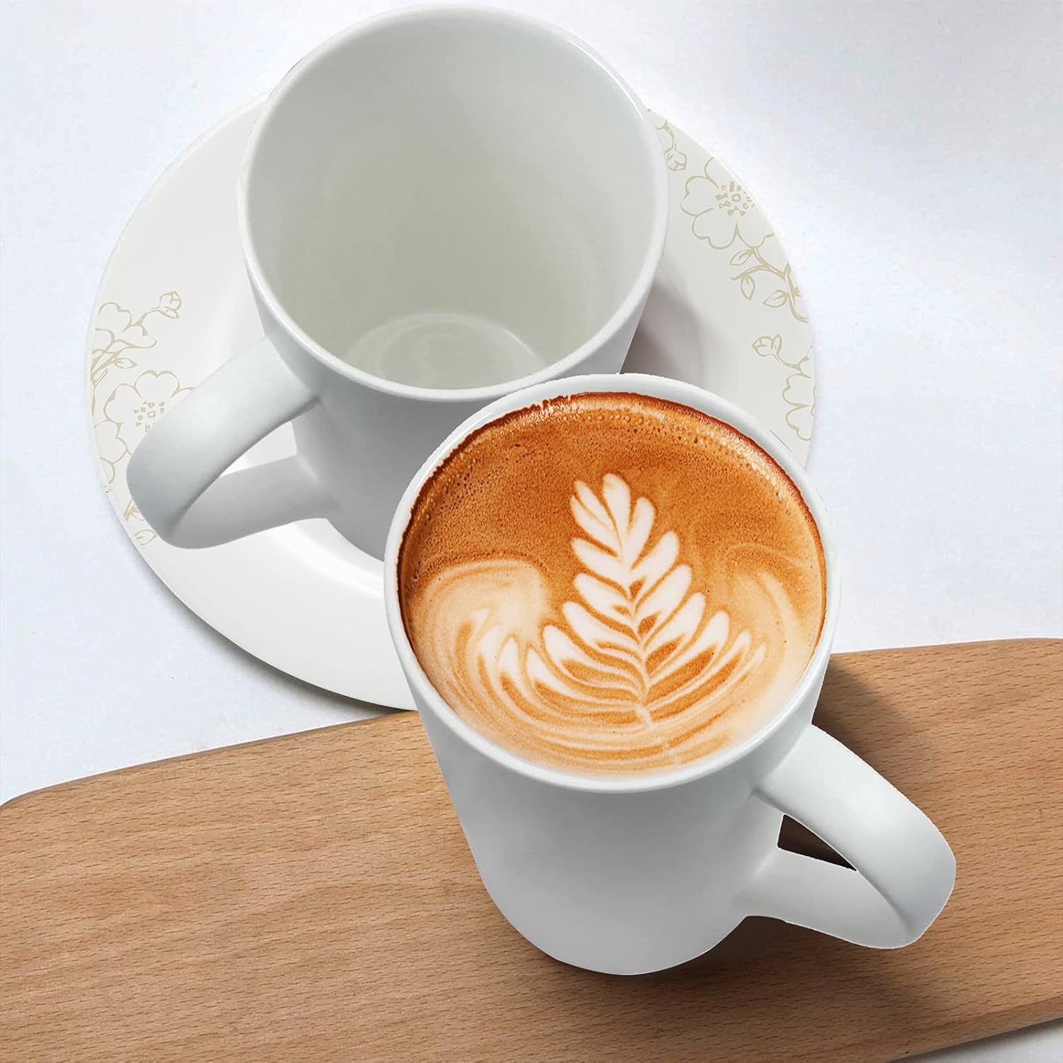 20oz Porcelain Coffee Mugs Set of 2, Large Tall Coffee Mugs with Handles, Modern Ceramic Coffee Cups for Coffee, Tea, Cocoa, Milk, Gifts for Women Men - Red & Green