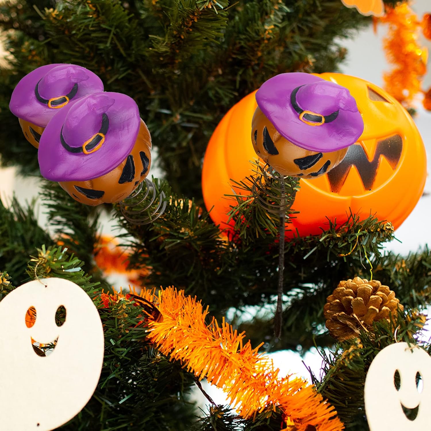 Halloween Tree Topper Spooky Pumpkin Skull Ghost Miniature Tree Topper 4 Inches Mini Christmas Ornaments for Halloween Party