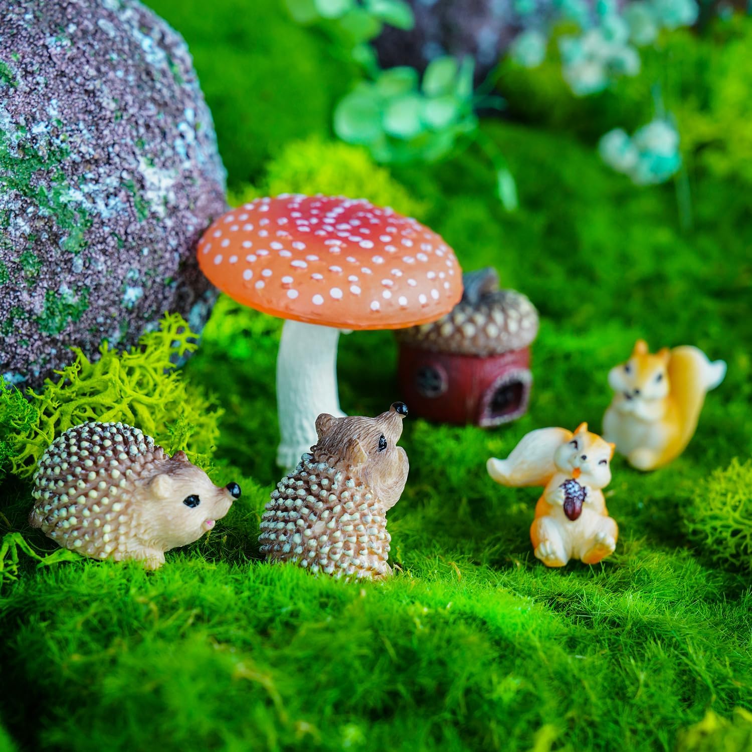 7Pcs Fairy Garden Animal Figurines – Resin Squirrel, Hedgehog, Mushroom & Acorn Miniatures for DIY Terrarium & Home Decor