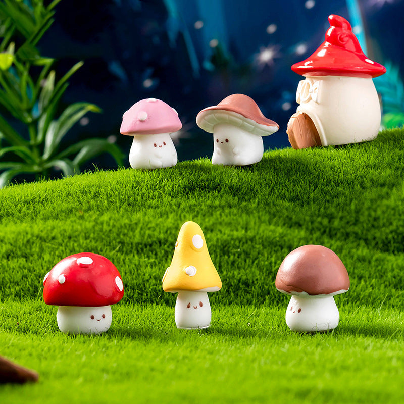 7Pcs Mini Mushroom Figurines – Cute Resin Ornaments for Fairy Garden, Terrarium, Succulent Pots & DIY Decor